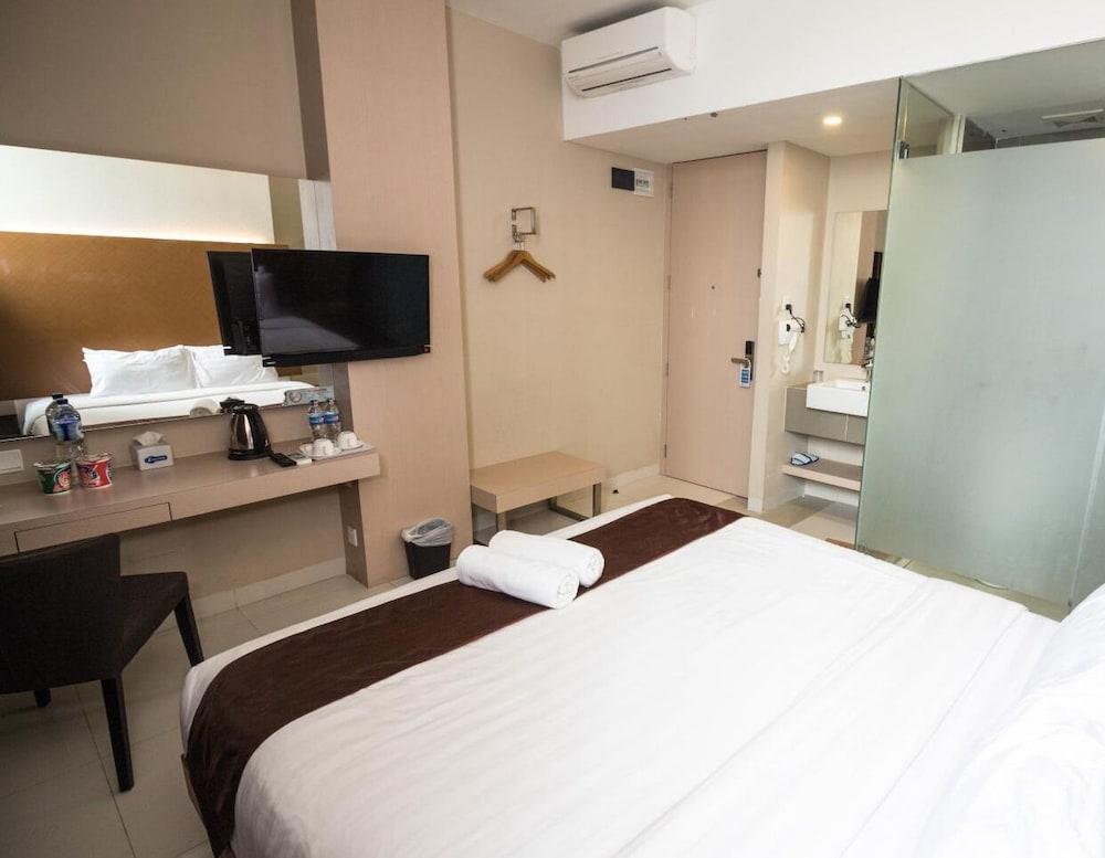 Os Hotel Airport Batam Εξωτερικό φωτογραφία