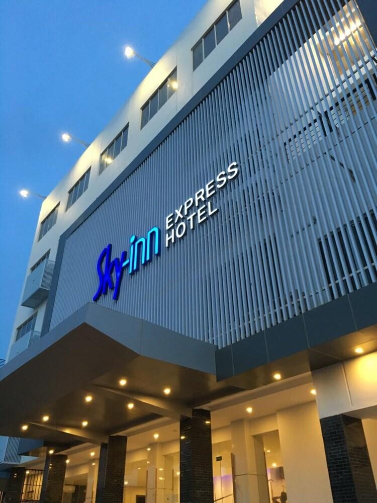 Os Hotel Airport Batam Εξωτερικό φωτογραφία